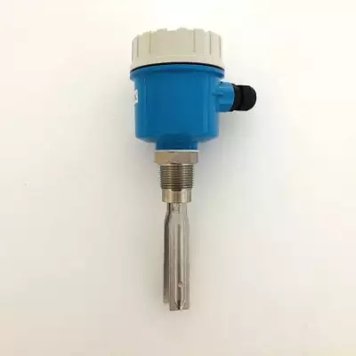 UHZ-68捆綁式干簧管磁翻板液位計、UZK-11堵煤開關給料機用阻旋料位計廠家